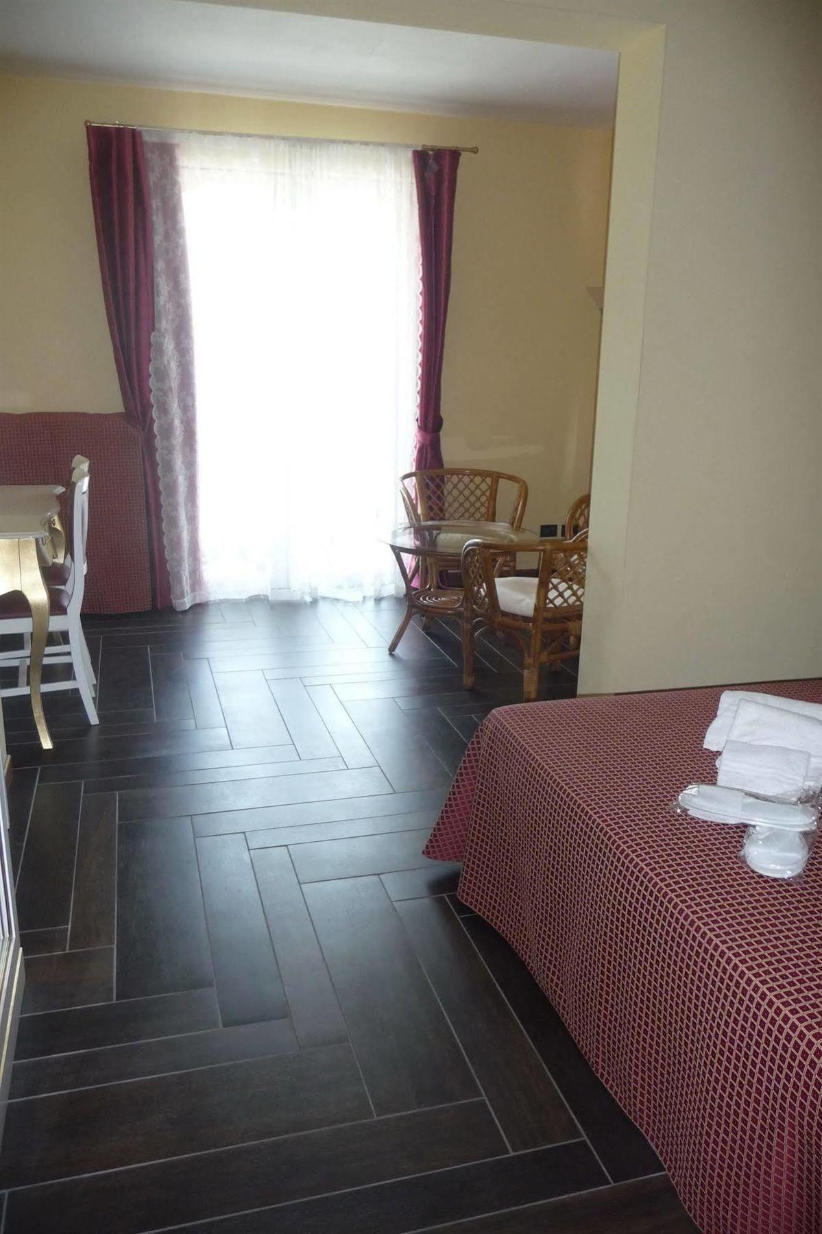 Boutique Hotel Bel Sito Wellness & Private Spa Bardolino Exteriör bild
